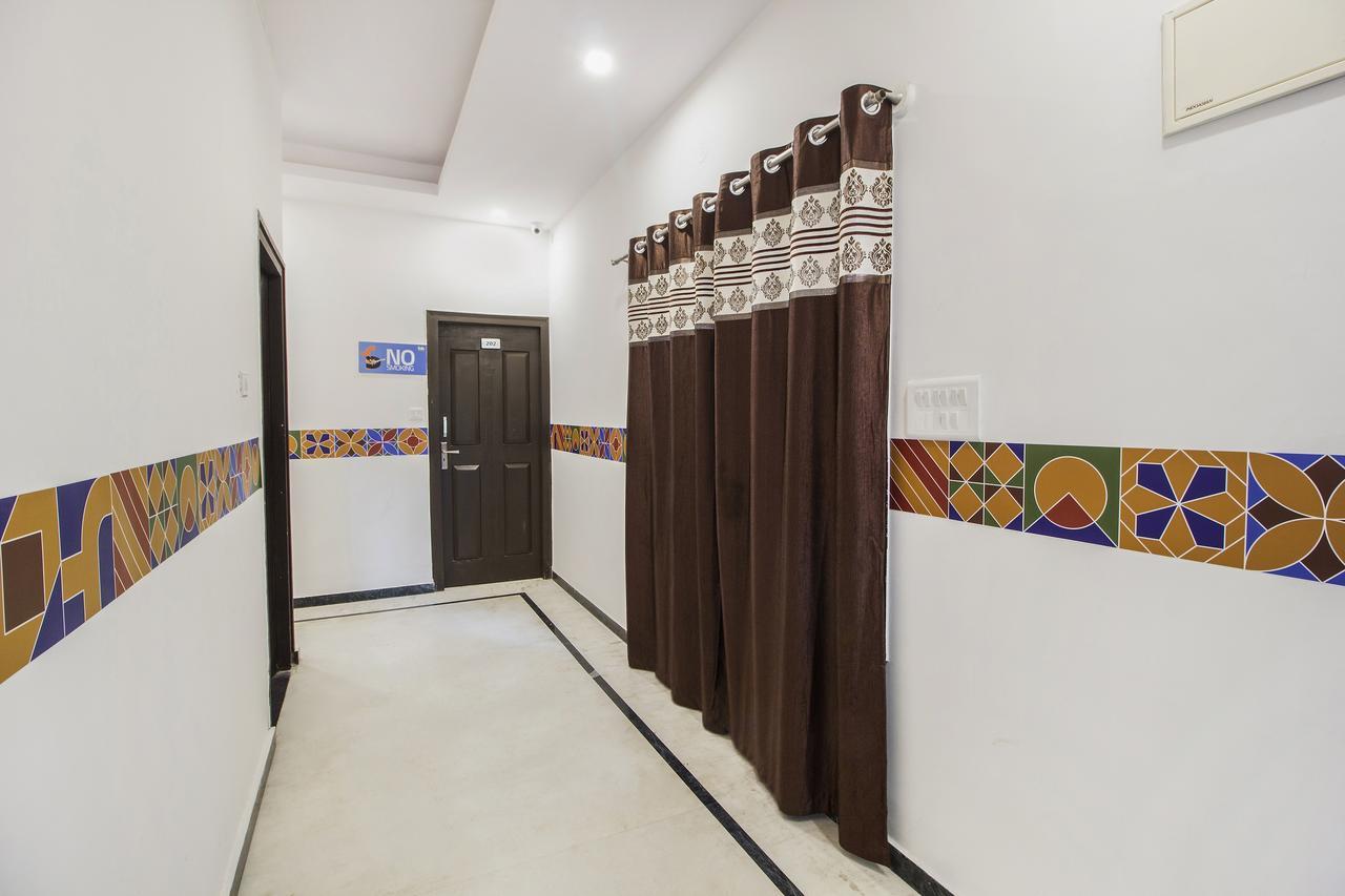 Fabhotel Crown Suites - Nr Sony Signals Bangalore Eksteriør bilde