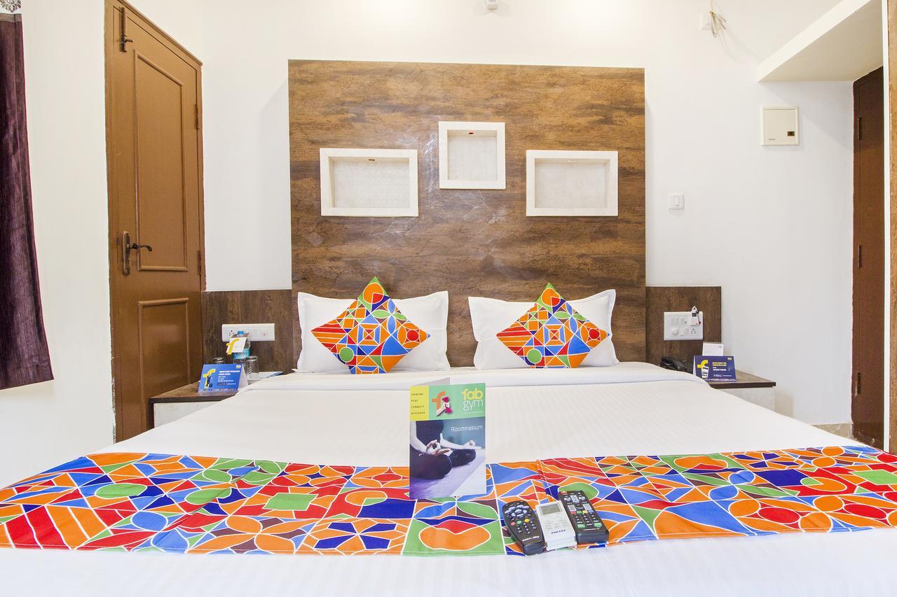 Fabhotel Crown Suites - Nr Sony Signals Bangalore Eksteriør bilde